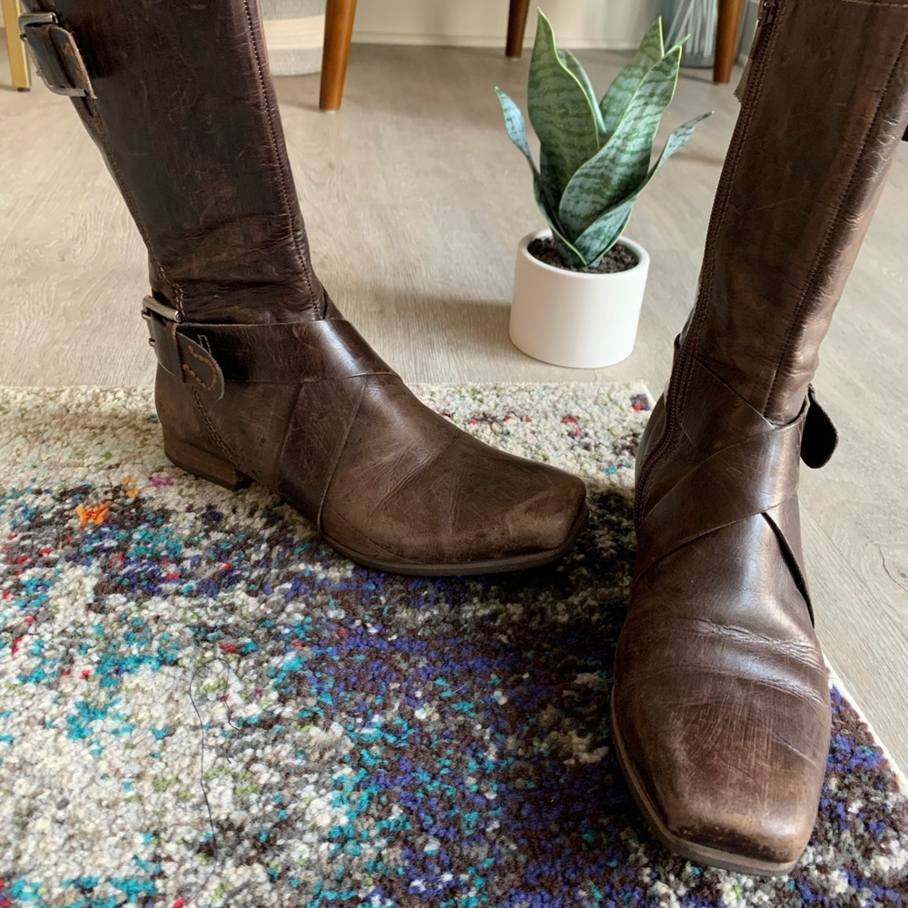 True Religion buckle mid calf boots. Size 6.5.  Brown